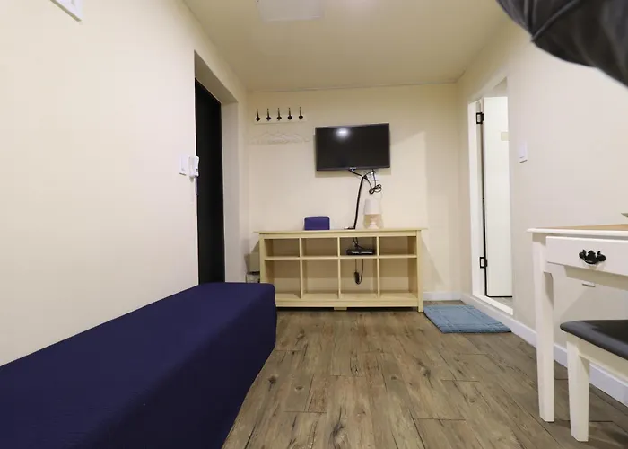 Just4U Guesthouse